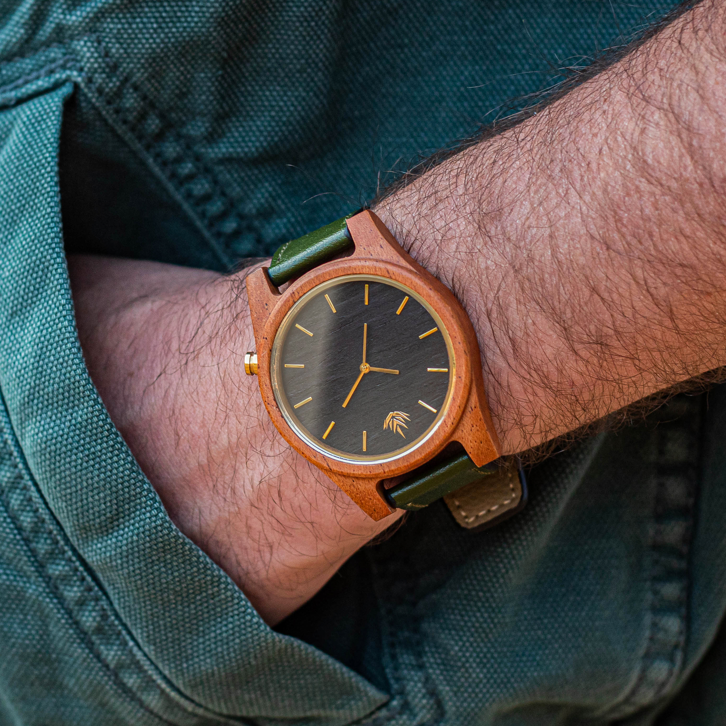 Línea Agavia | 44mm | Caoba | Carátula Ébano