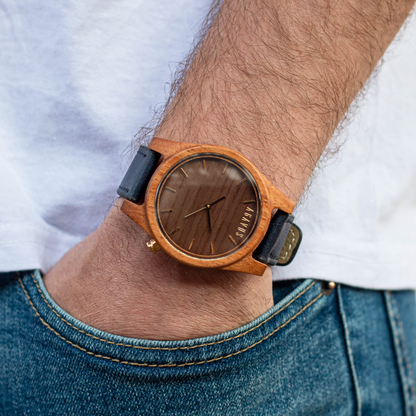 Línea Agavia | 44mm | Caoba | Carátula Sapelli
