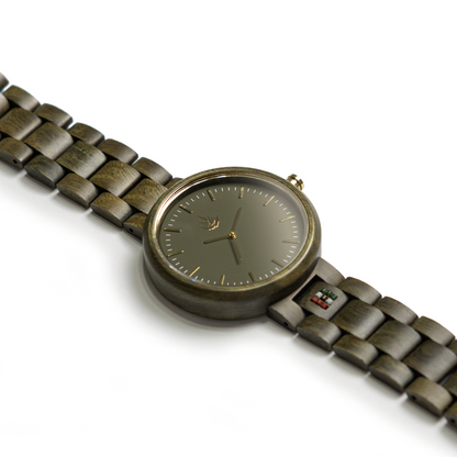 Línea Edición Limitada | 100 Piezas | 44mm | Sándalo Verde