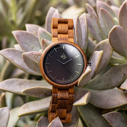 Línea Edición Especial | 44mm | Teca