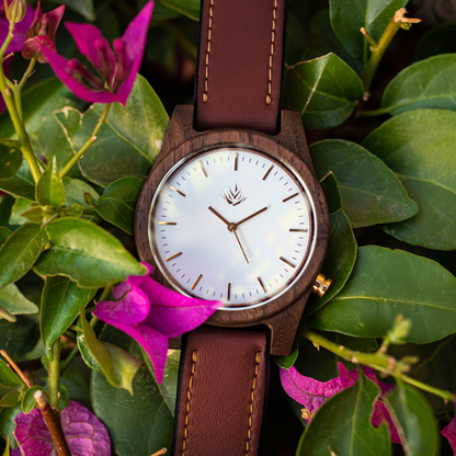 Línea Agavia | 44mm | Nogal | Carátula Blanca