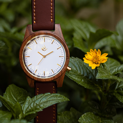 Línea Agavia | 44mm | Nogal | Carátula Blanca